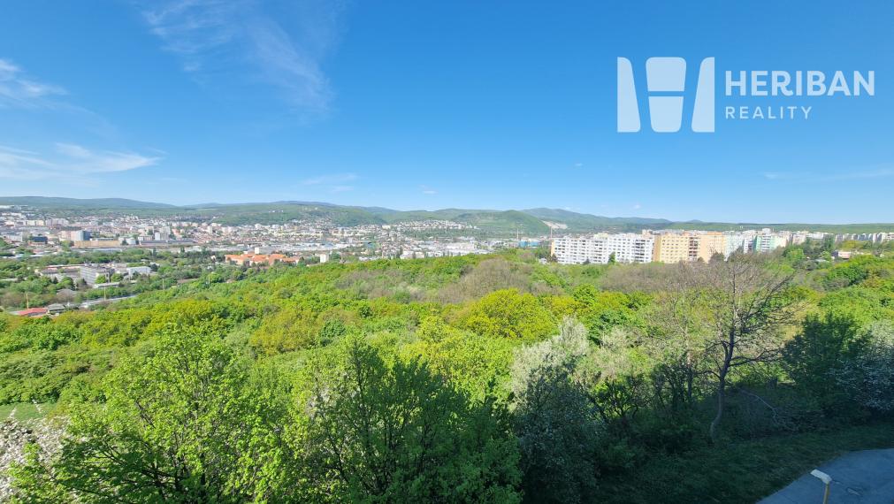 1,5-izb.byt s 6m logiou, komplet.rek, Jaltská ul, Furča