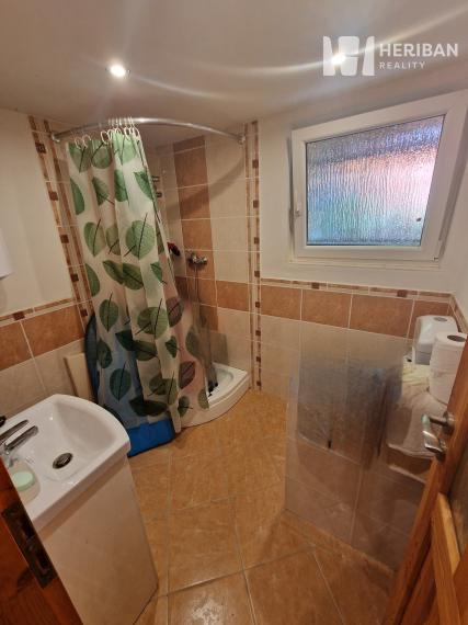 3izb.murovaná chata pri jazere, 21ár.pozemok, Bukovec