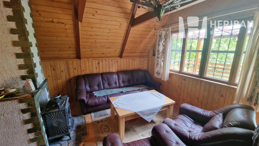 3izb.murovaná chata pri jazere, 21ár.pozemok, Bukovec