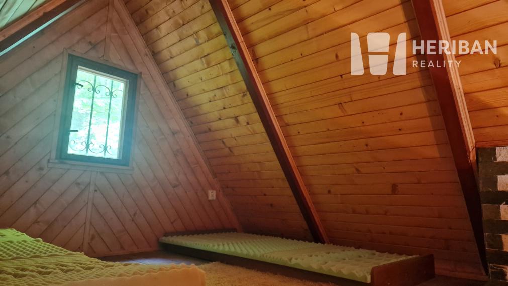 3izb.murovaná chata pri jazere, 21ár.pozemok, Bukovec