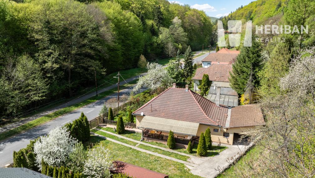 rekonštr.dom s 12,5ár.pozemkom,obec Hollóháza,Maďarsko