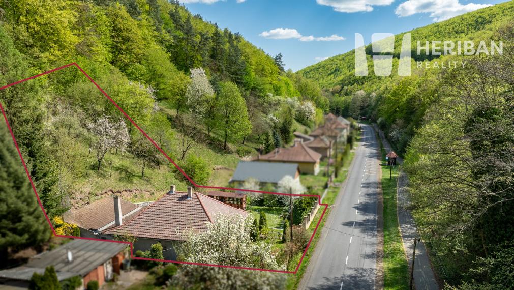 rekonštr.dom s 12,5ár.pozemkom,obec Hollóháza,Maďarsko