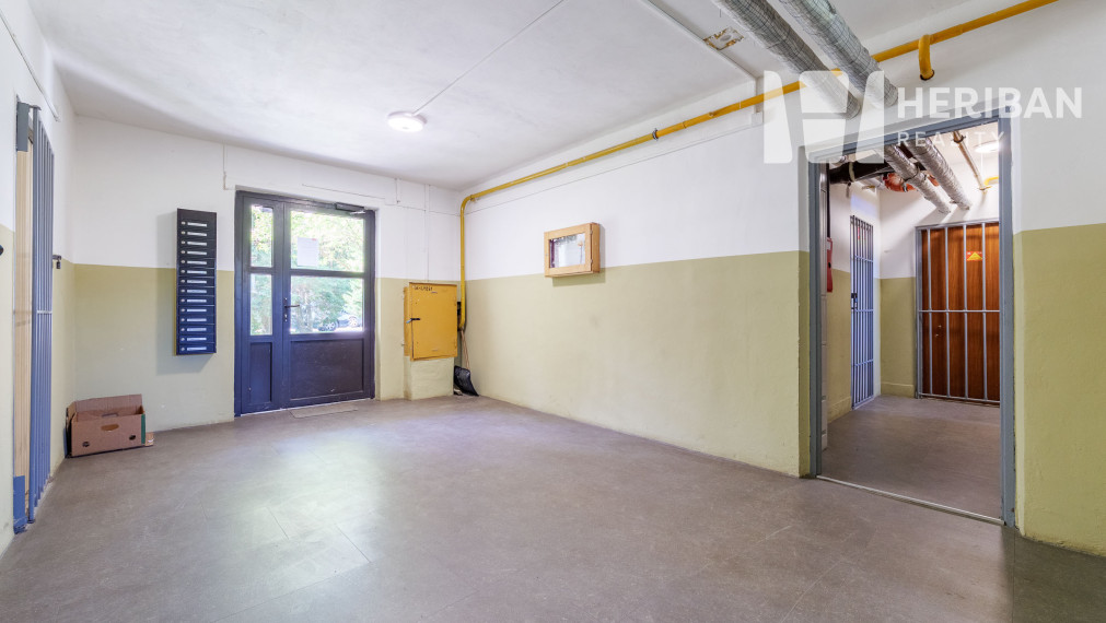 4zb.byt s logiou, 81m2, Sokolovská ul, Západ-Terasa