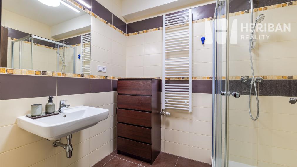 1 izb.byt s 15m2 terasou+park.miesto, Rezidencia pri radnici