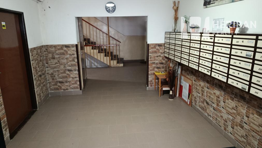 3izb. byt s logiou 72 m2, ul. Azovská, KE Nad Jazerom