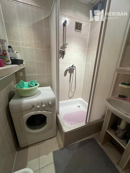 3izb. byt s logiou 72 m2, ul. Azovská, KE Nad Jazerom