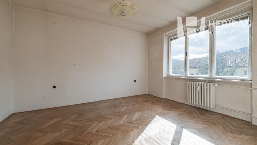 2 izb.tehlový byt, 59m2, ul. 1.Mája, Revúca