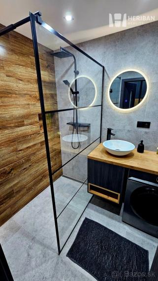 1,5 izb byt s loggiou 42 m2, Palkovičová ul, KE - Sever