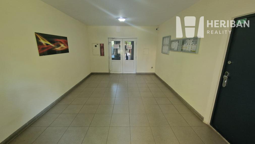 3-izb.byt s logiou, 73m2, 3.p, Mudroňova ul, KE-časť JUH