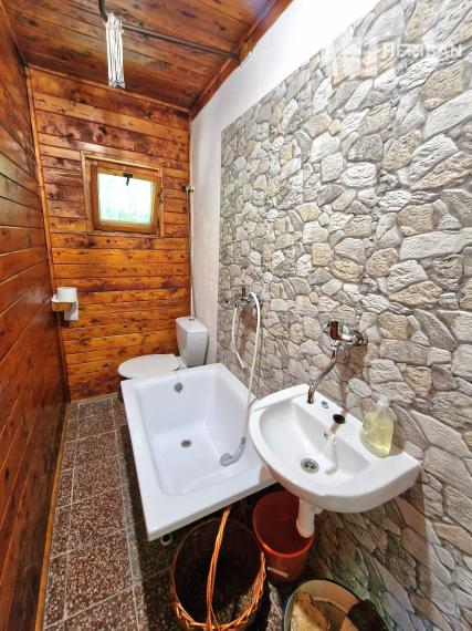 Na predaj: zrub/murovaná chata, lokalita Ružín/Košické Hámre