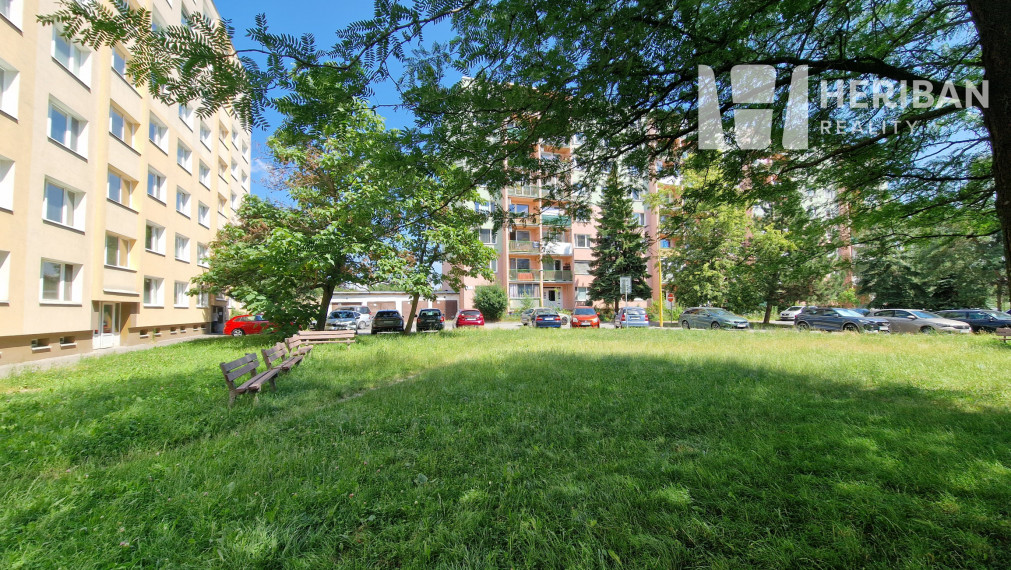 3-izb.byt s logiou, 3.p/7, 68m2, Pražská ul, Západ-Terasa