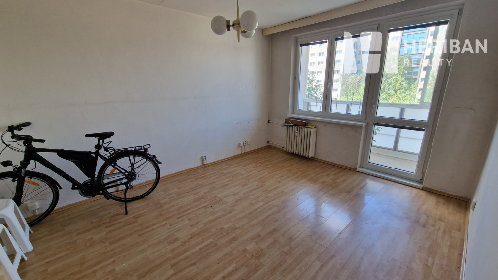 3-izb.byt s logiou, 3.p/7, 68m2, Pražská ul, Západ-Terasa