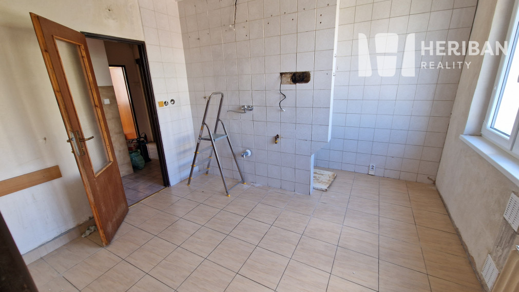 3-izb.byt s logiou, 3.p/7, 68m2, Pražská ul, Západ-Terasa