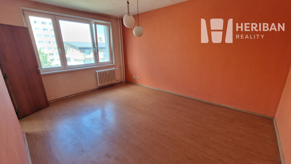 3-izb.byt s logiou, 3.p/7, 68m2, Pražská ul, Západ-Terasa