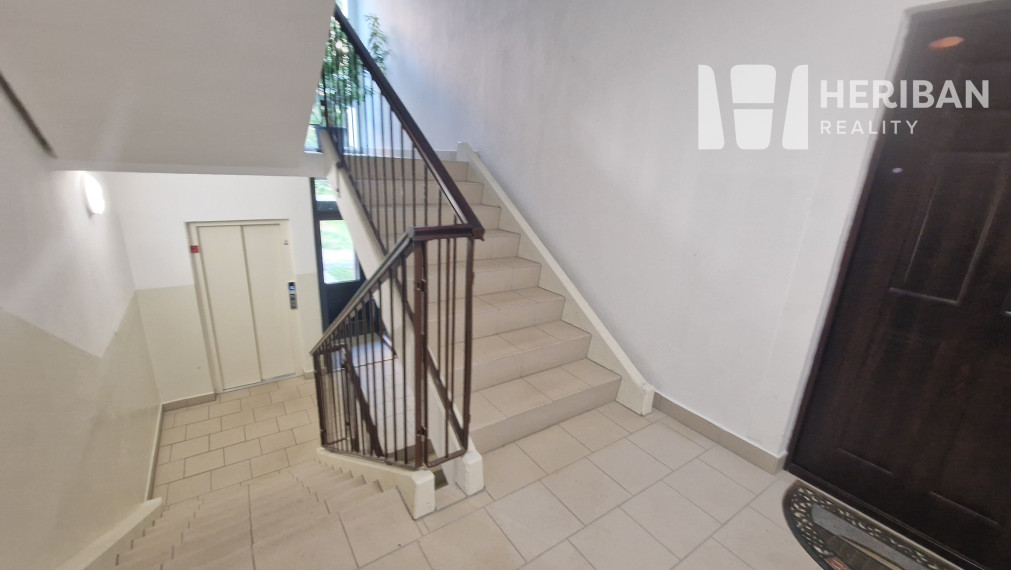 3-izb.byt s logiou, 79m2, Hemerkova ul, KE-časť KVP