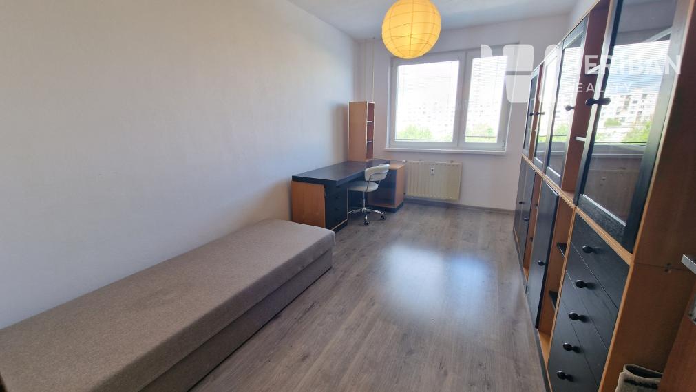2izbový byt s logiou, 50m2, Jasuschova ul.,KE-Sídl.KVP