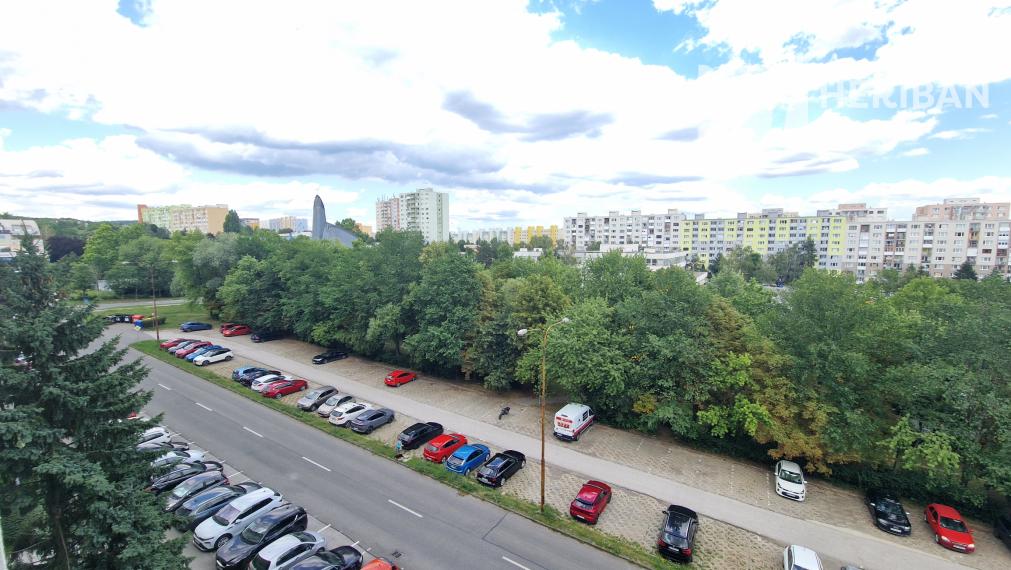 2izbový byt s logiou, 50m2, Jasuschova ul.,KE-Sídl.KVP