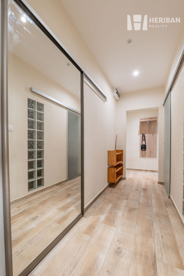 4zb.byt s logiou, 72m2, ul. Výstavby, Západ-Terasa
