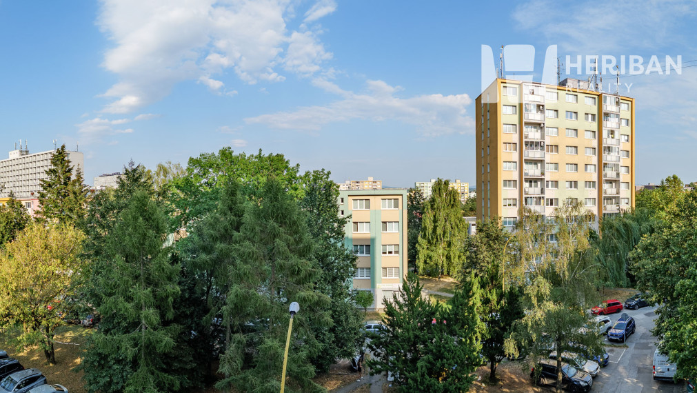 4zb.byt s logiou, 72m2, ul. Výstavby, Západ-Terasa