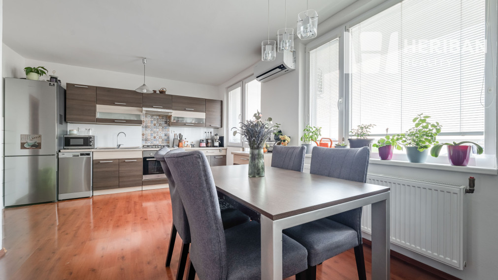 na predaj/ VÝMENU za RD: 3-izb.byt, 70m2, Krosnianska ul