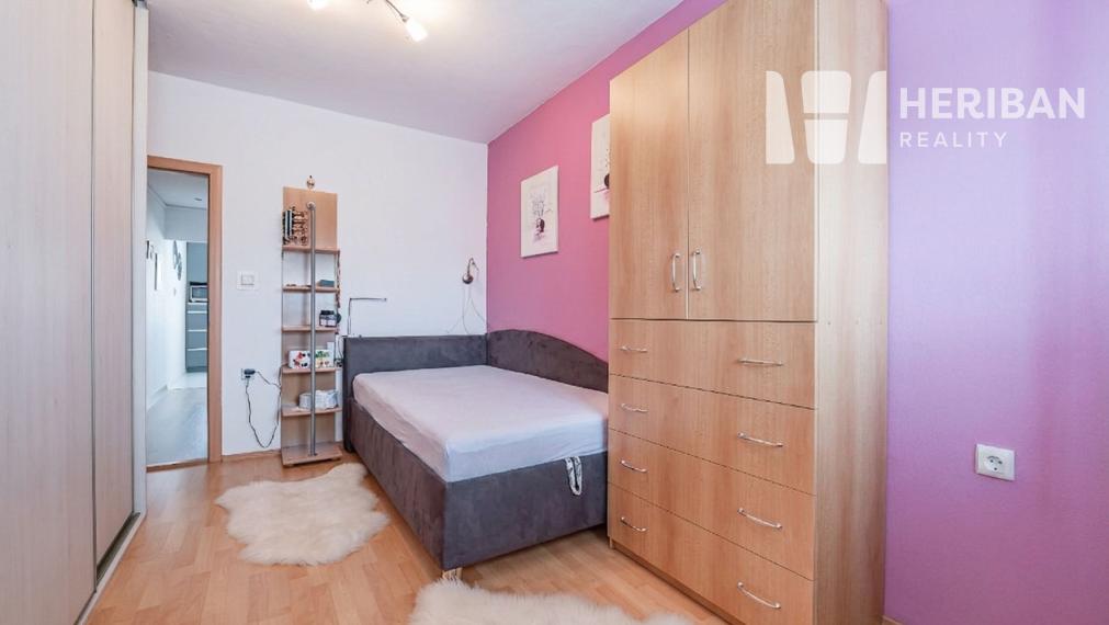 2-izb.byt s logiou, 52m2, 6.p., Titogradská ul, KE-časť KVP