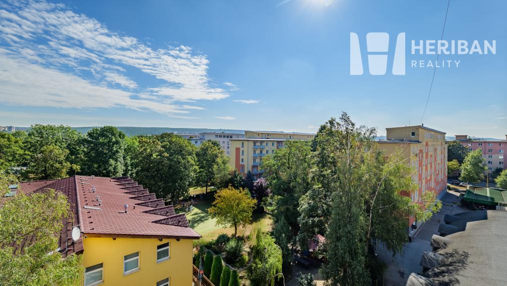 3-izb.byt s logiou, zariadený, nová rekonštr., PARK MLÁDEŽE