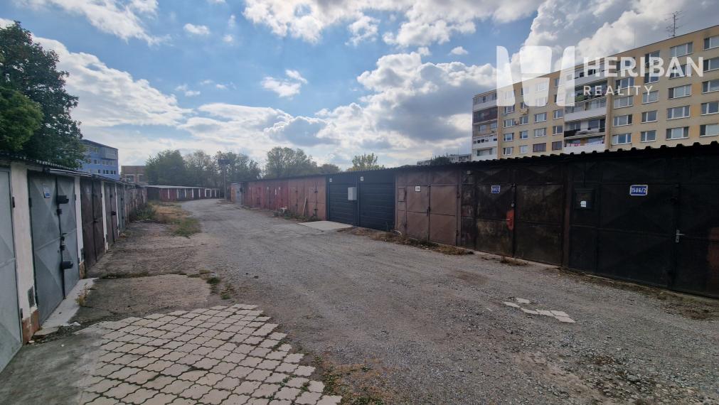 murovaná garáž, 18m2, Michalovská ul, KE-Západ