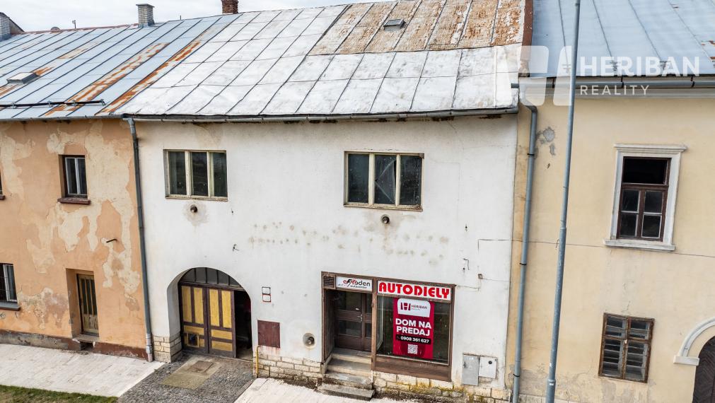 staromestský RD v centre, s 11ár.pozemkom, Spišské Vlachy