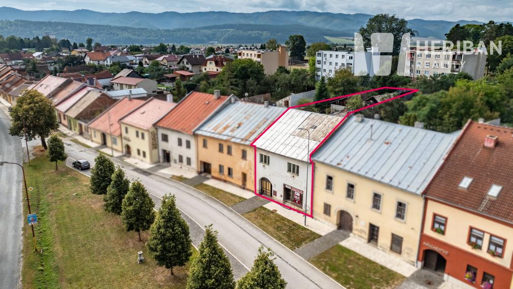 staromestský RD v centre, s 11ár.pozemkom, Spišské Vlachy