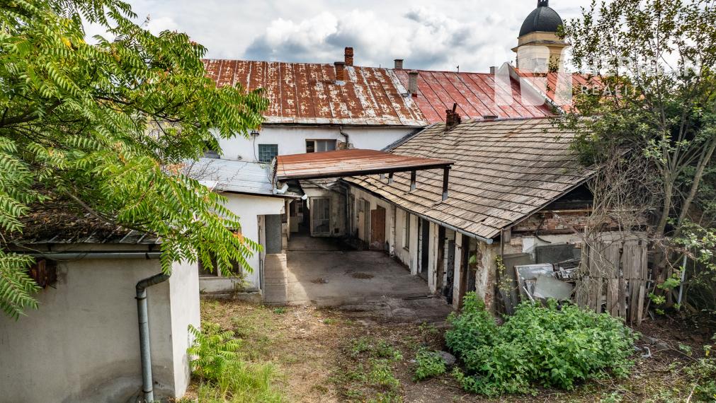 staromestský RD v centre, s 11ár.pozemkom, Spišské Vlachy