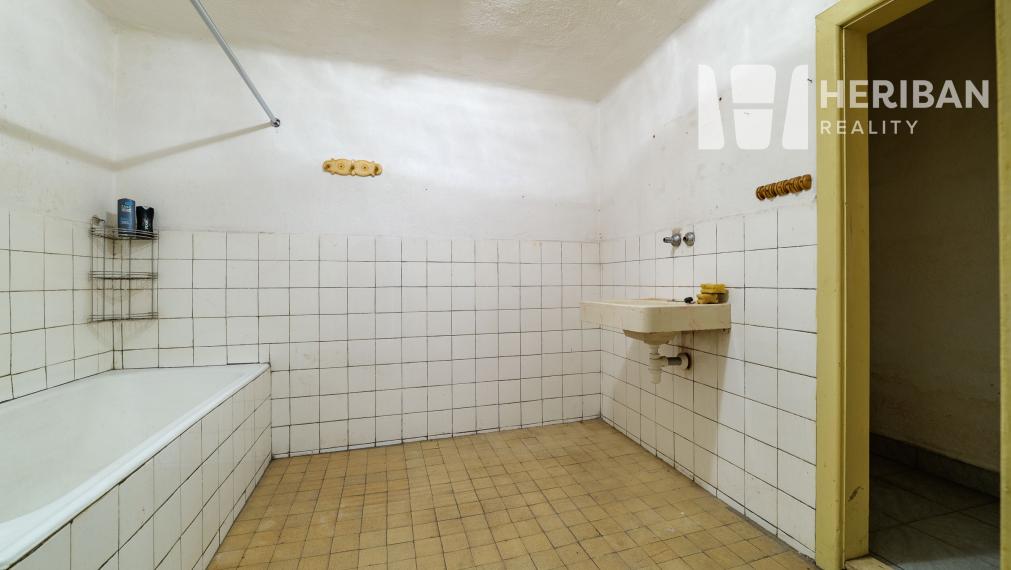 staromestský RD v centre, s 11ár.pozemkom, Spišské Vlachy