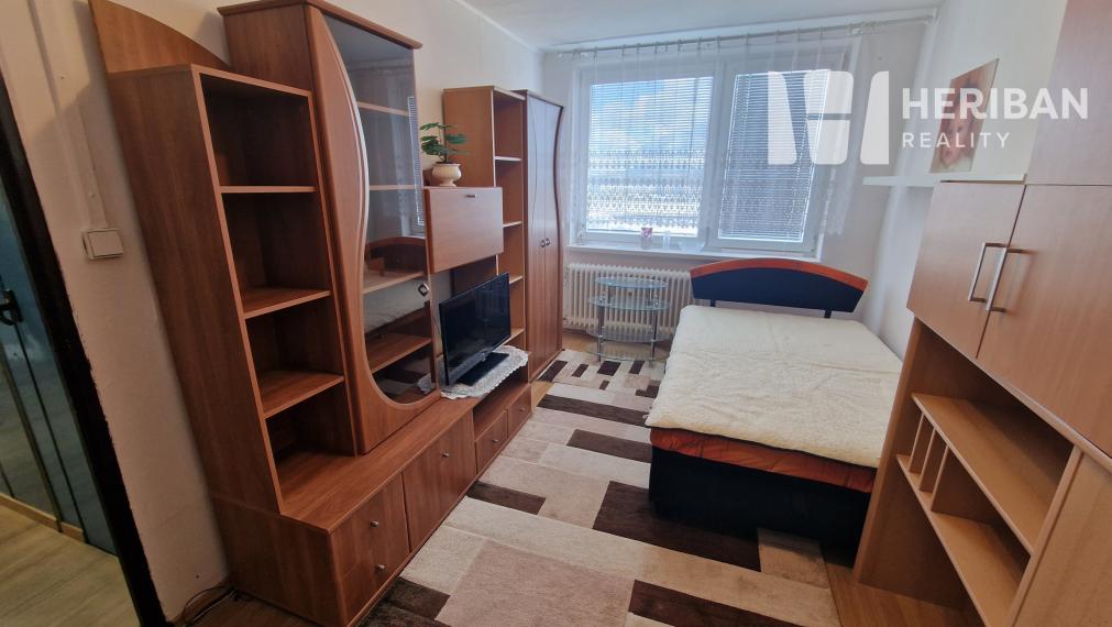 3-izb.byt s 6m logiou, Trieda SNP, Západ-Terasa