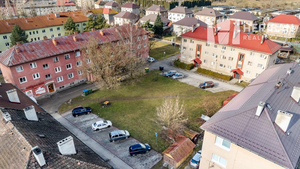 2 izb.tehlový byt, rekonštruovaný, ul. 1.Mája, Revúca