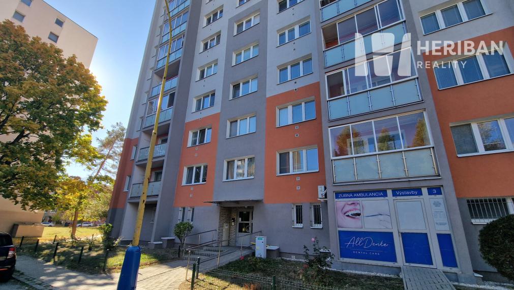 3,5zb.byt s logiou, 72m2, ul. Výstavby, Západ-Terasa