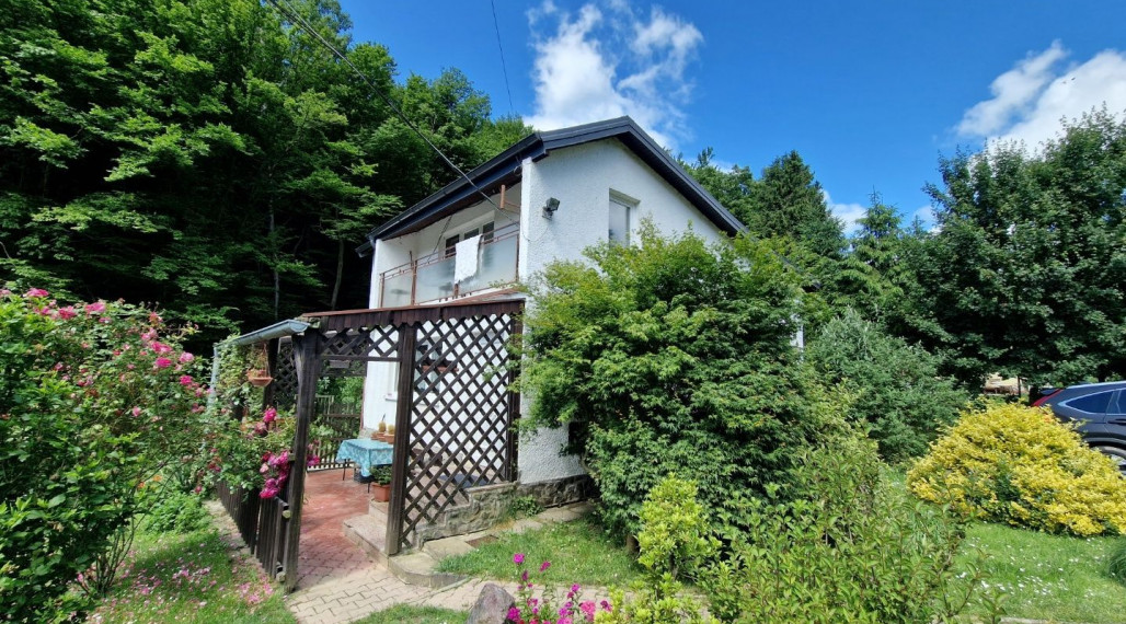 murovaná chata, 8,2 ár.pozemok, ul. Pod Gruntom, KE-Myslava