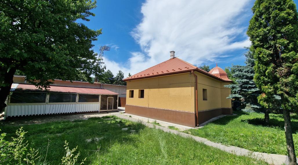 Na predaj:dom-budova,10ár.pozemok,Kavečianska cesta,KE-Sever