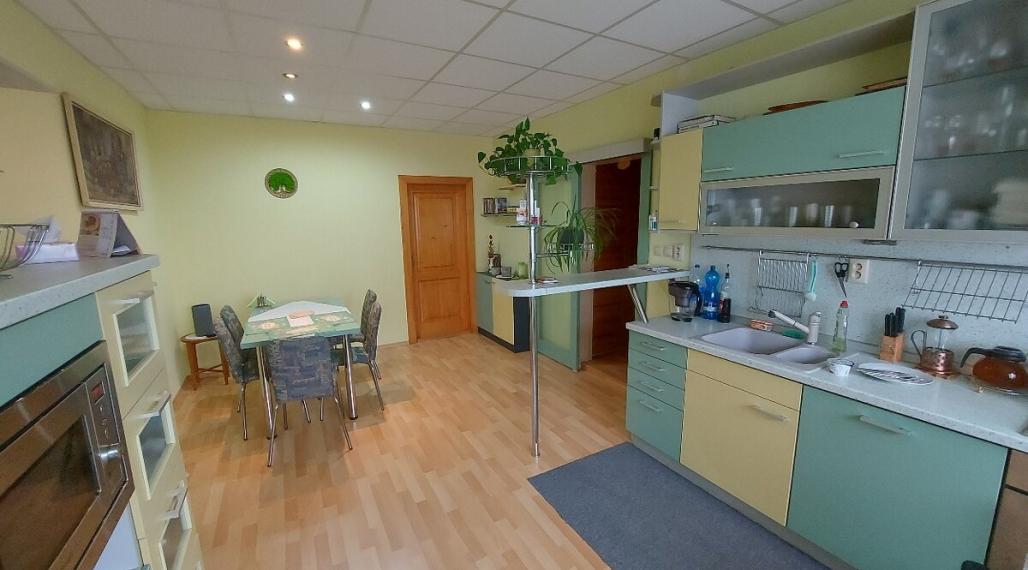 3-izb.byt s logiou, 80m2, komplet.rek, ul. Pokroku,KE-Terasa