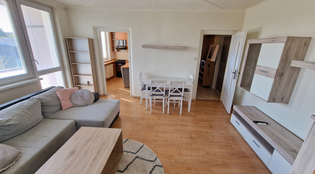 3-izb.byt s 6m logiou, 55m2, Rožňavská ul., Západ-Terasa