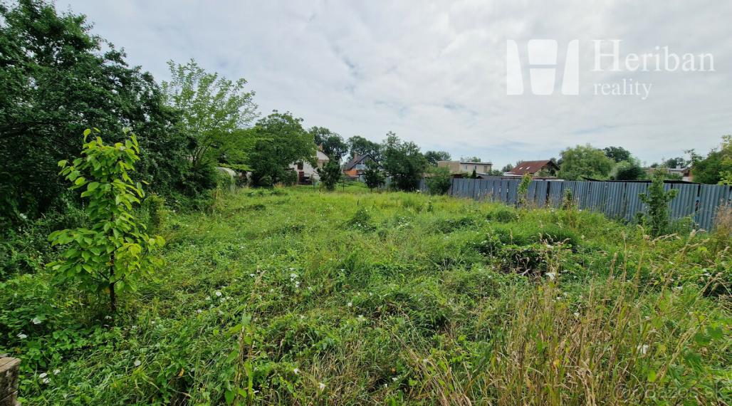 12,7ár.pozemok (s vidieckym domom), obec Mokrance, KE-okolie