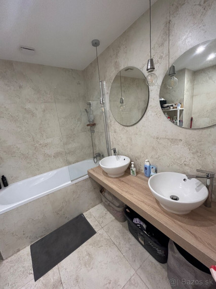 3-izb.byt s 6m logiou, kvalitná rek,Rovníková ul, KE- Jazero