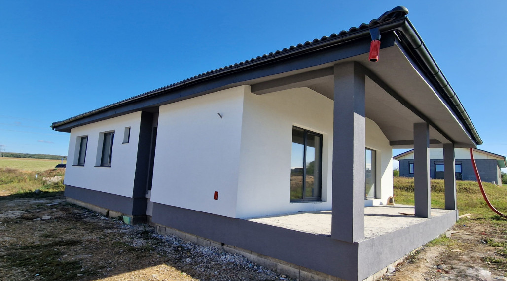 NOVOSTAVBA, 4-izb.rodinný dom s 5,4ár.pozemkom, obec Cestice, KE-Okolie