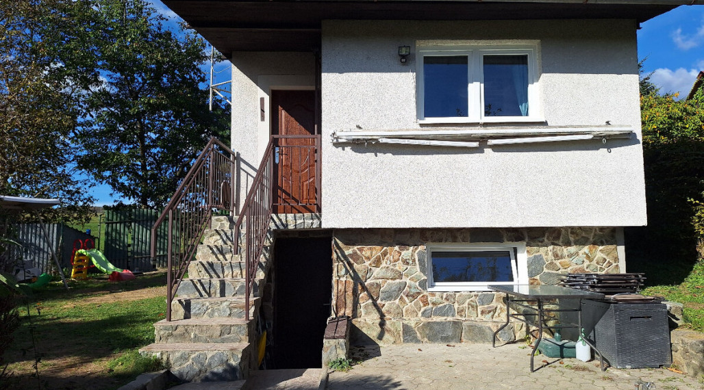 Celoročne obývateľná chata + 4,9 ár. pozemok, Nižný Klátov