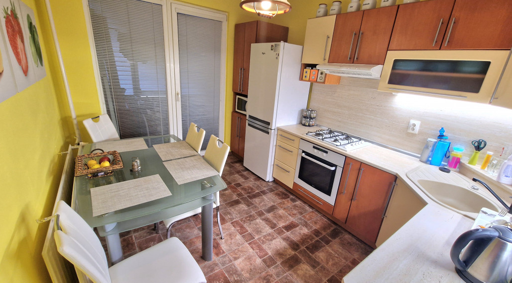 3-izb.byt s logiou,70m2, rekonštr.,Čordákova ul, KE-časť KVP