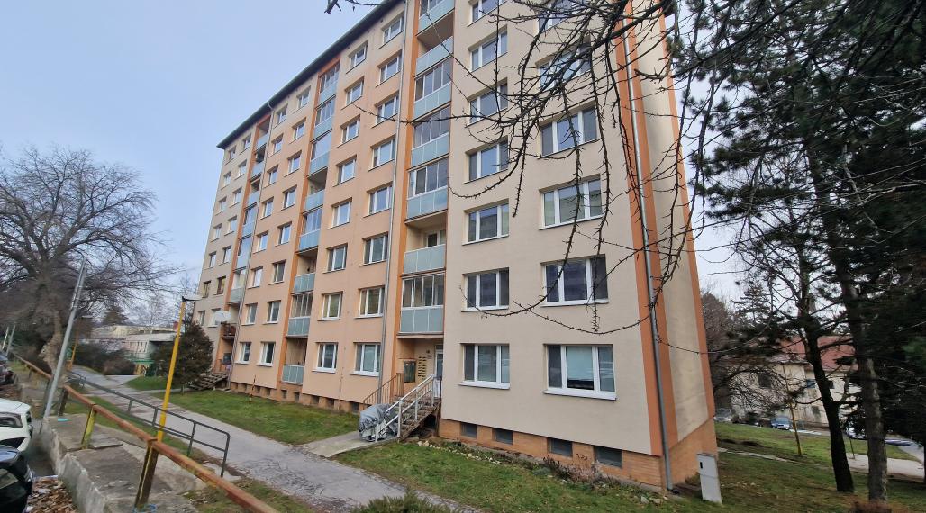 veľký 4-izb byt s logiou, 79m2, Turgnenevova ul, KE-Juh