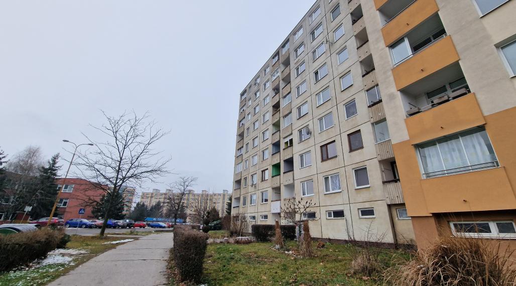 Na predaj: 2-izb.byt s logiou, 51m2, Drábova ul, KE-časť KVP