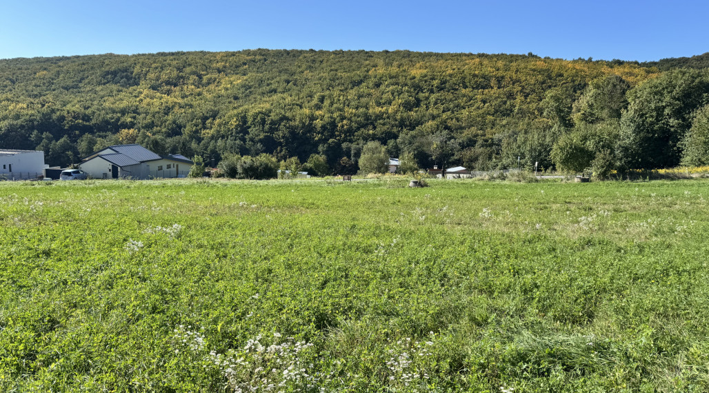 Pozemok na výstavbu RD, 14á, Nižný Klátov, Košice-okolie