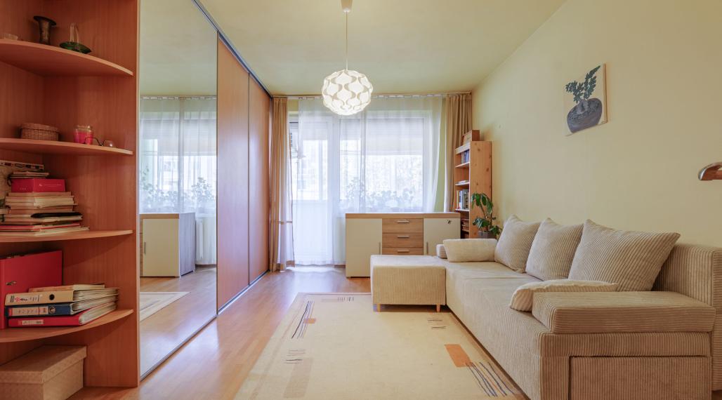 3izb.byt,79m2,s parkovacím miestom,Komenského ul,Staré Mesto