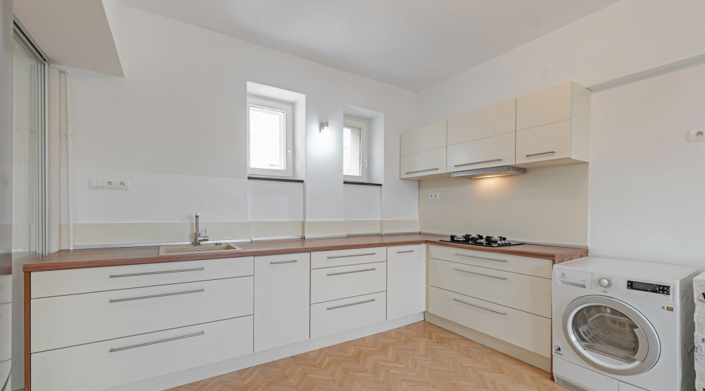 3,5 izb.byt, 80m2, PARK ANGELINUM, nezariadený, Staré Mesto