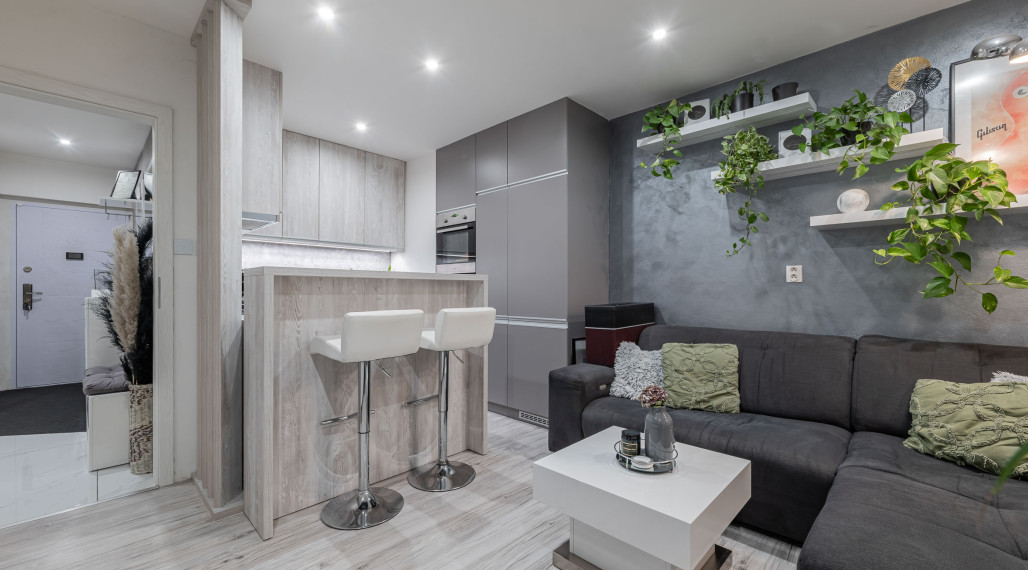 1,5-izb.byt s 7m balkónom, zariadený,Klimkovičova ul, KE-KVP