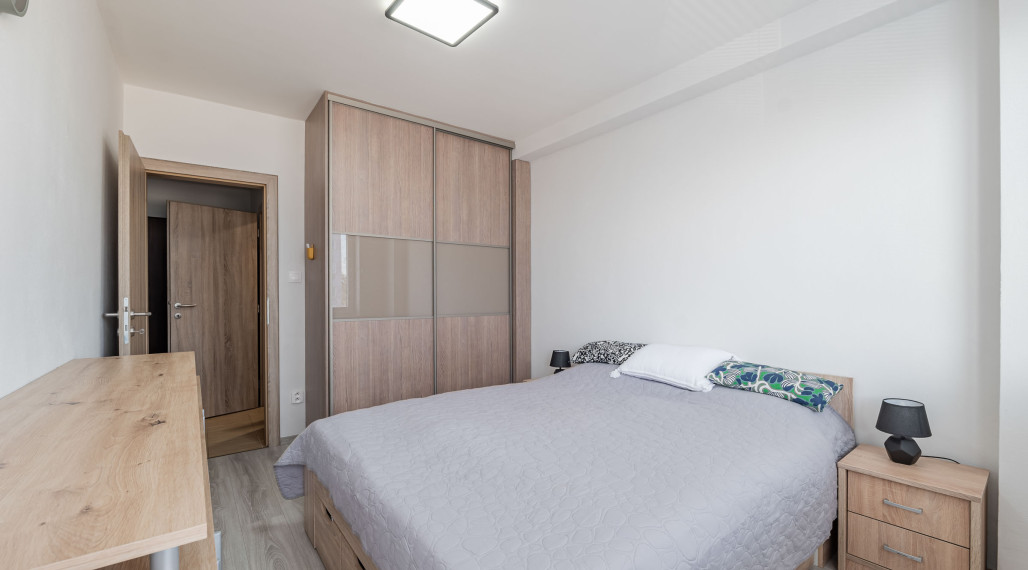 1,5izb.byt, rekonštruovaný, 33m2, Učnovská  ul, KE-časť Šaca